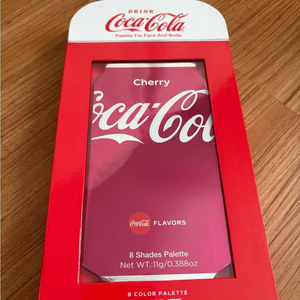 Coca-Cola Cherry Eyeshadow Palette by Glamlite - Picture 3 of 4